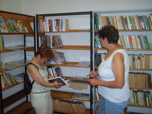 OBRÁZEK : slavikova_sedova_mn_2010.jpg OBRÁZEK : slavikova_sedova_mn_2010.jpg